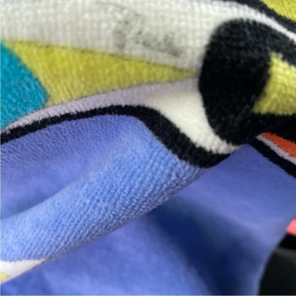 Emilio Pucci vibrant beach